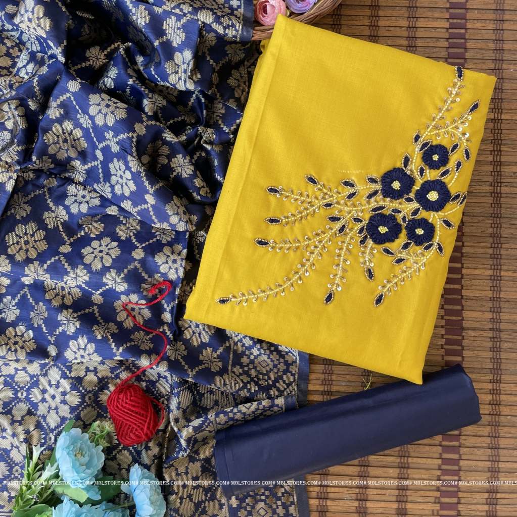Amazon.com: Minerva Crafts Floral Print Cotton Dress Fabric Red - per metre