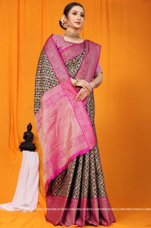 Kanchipuram Handloom Weaving Black Silk Saree Sarees