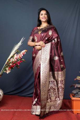 Kanchipuram Pure silk With Gold Jari  handloom Maroon  saree  Sarees