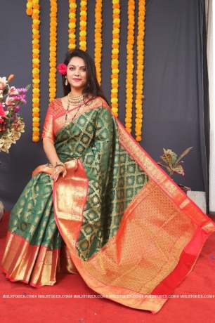 Pattu Weaving Golden Zari Green Silk Saree Sarees